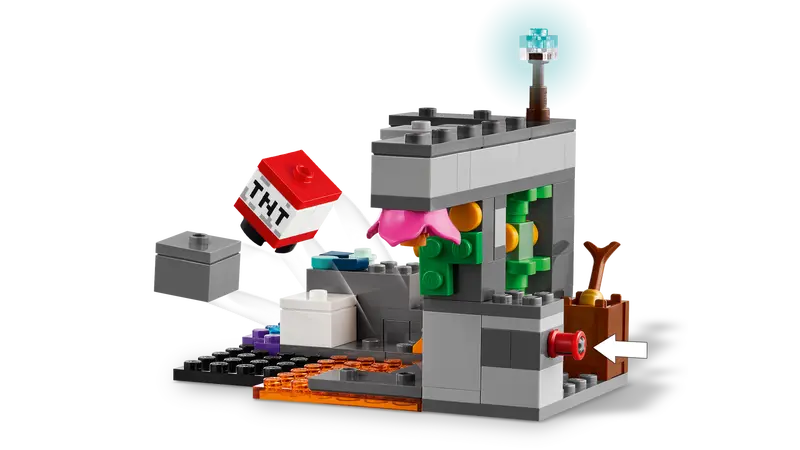 Lego Minecraft: The Warden Encounter (21274)