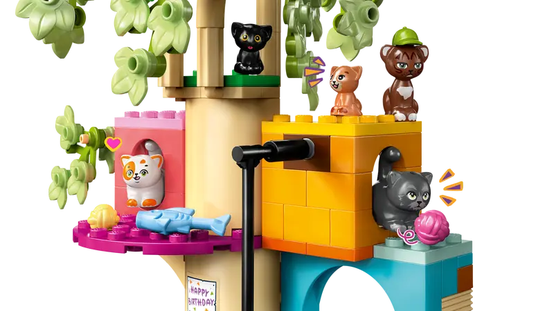 Lego Friends: Cat Birthday Party & Tree House (42666)
