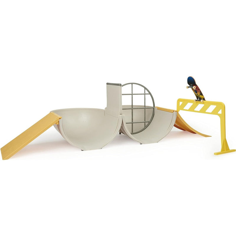 Tech Deck Transforming Pipelines Skatepark & Board