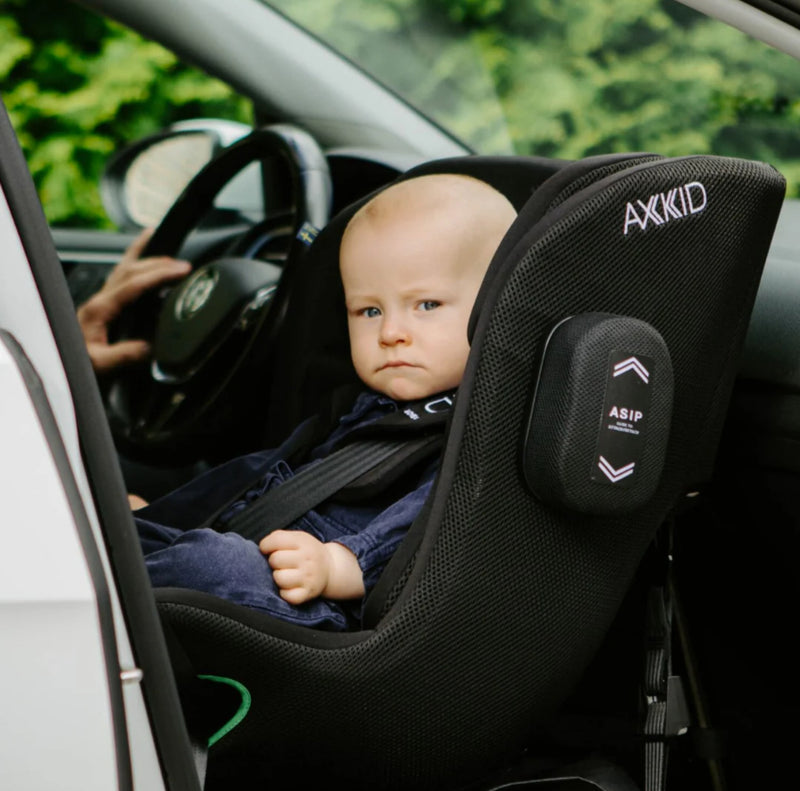 Axkid - Movekid - Tar Black Car Seat