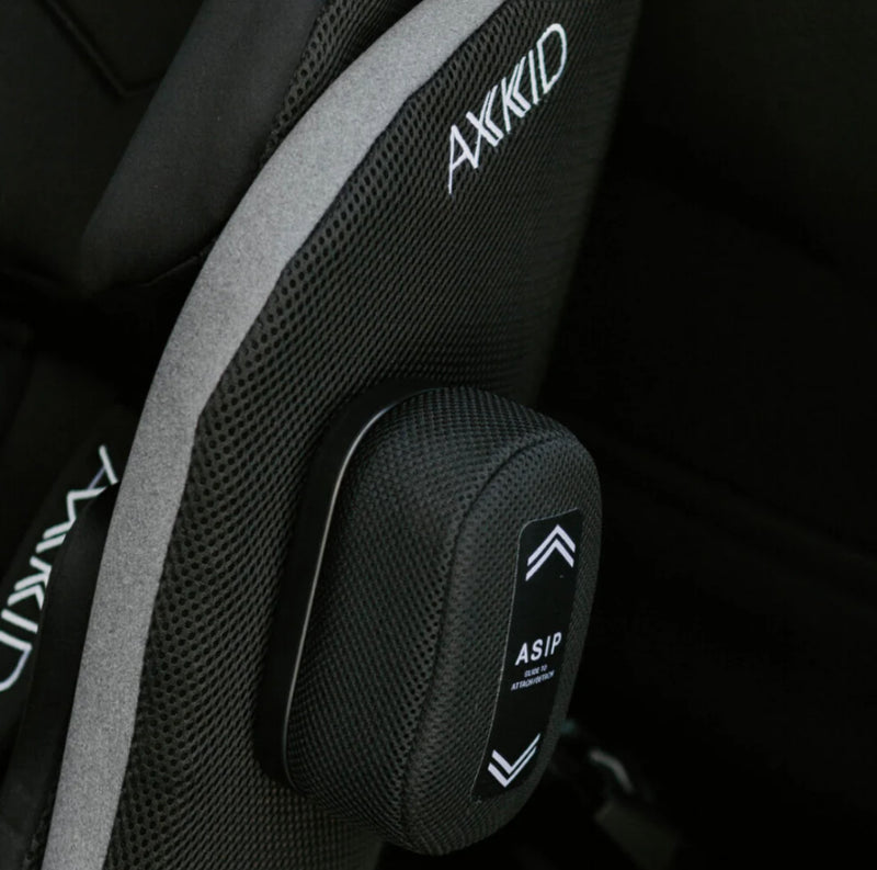 Axkid - Movekid - Tar Black Car Seat