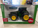 Siku 3292 John Deere 8R 410 1:32 Scale Tractor