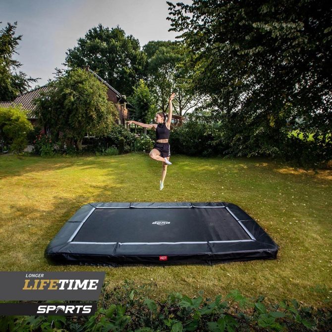 Berg Ultim Favorit InGround - Black - 410cm x 250cm (13.5ft x 8.2ft)