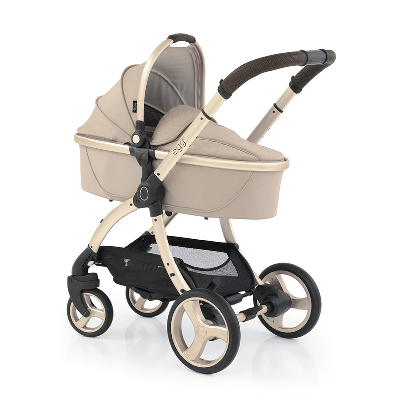 Egg2 Feather Travel System with Joie I Snug and Base